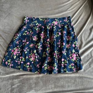 Flower mini skirt